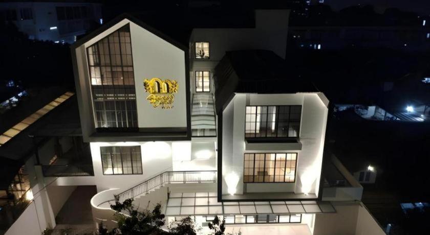 Bianco Costel Hotel Bogor Exterior photo