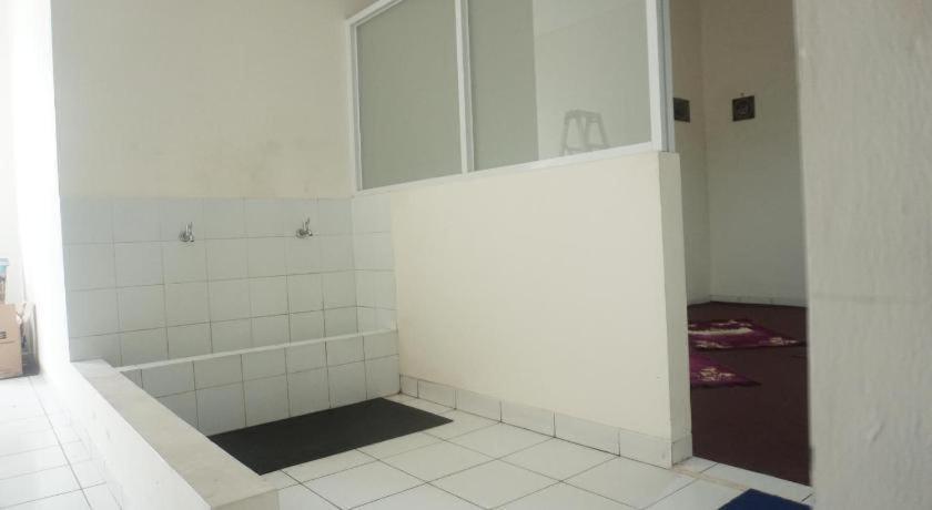 Bianco Costel Hotel Bogor Exterior photo